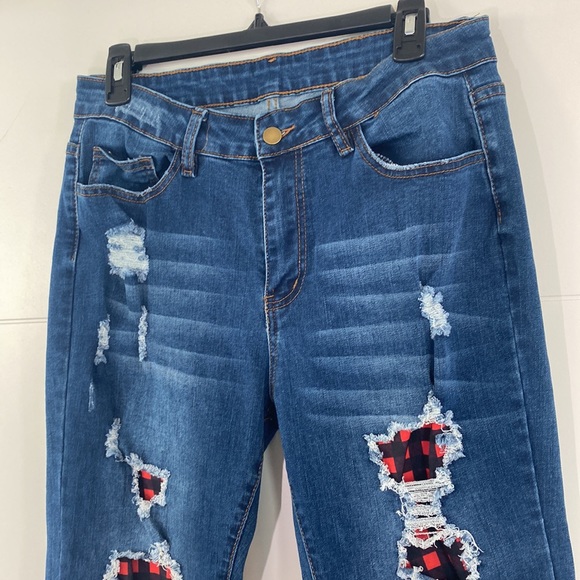 Distressed Jeans - Large Stretch - Picture 2 of 5